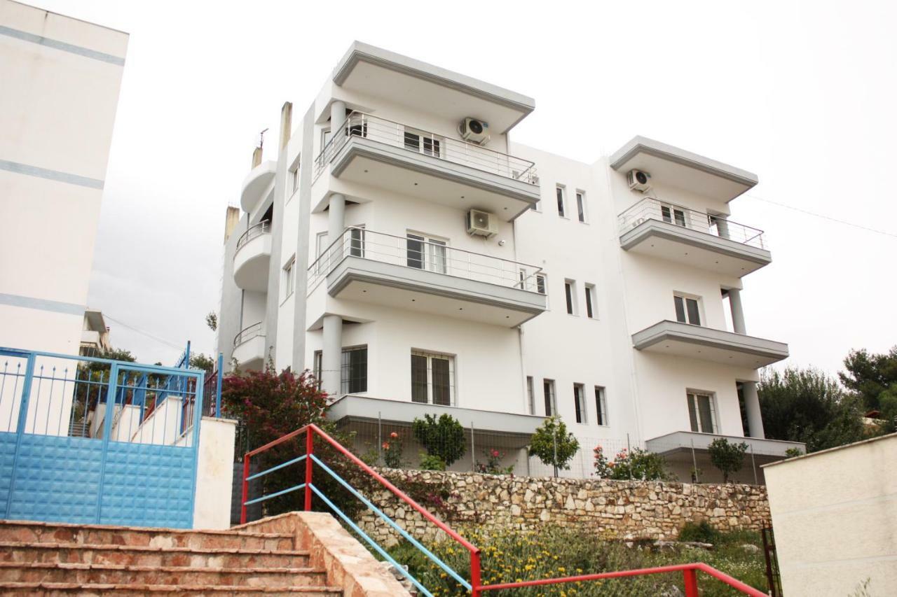Alexandra'S Apartments Sarandë Eksteriør bilde