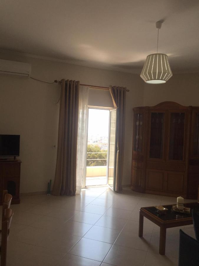 Alexandra'S Apartments Sarandë Eksteriør bilde